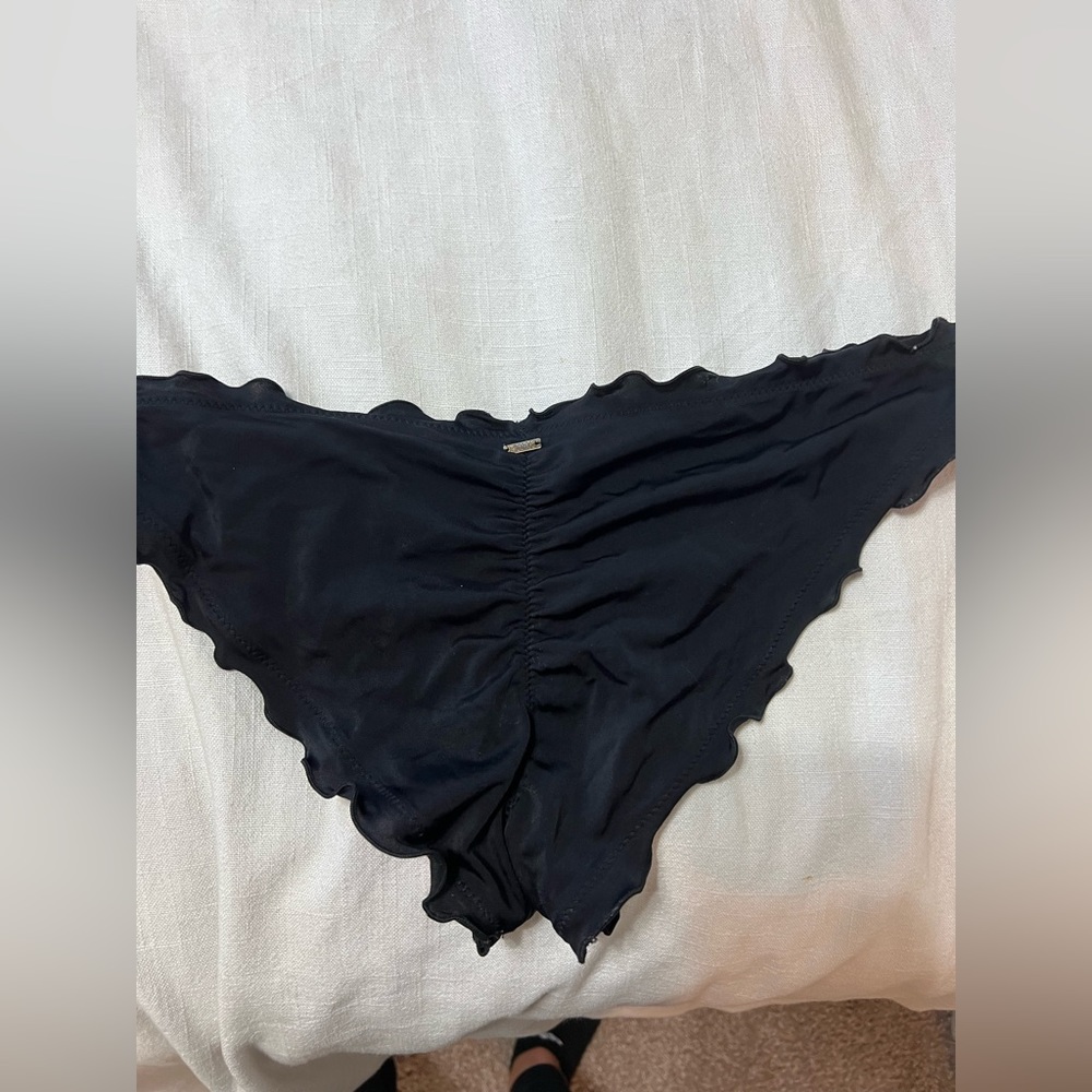 VS pink size medium bottom - Picture 2 of 3